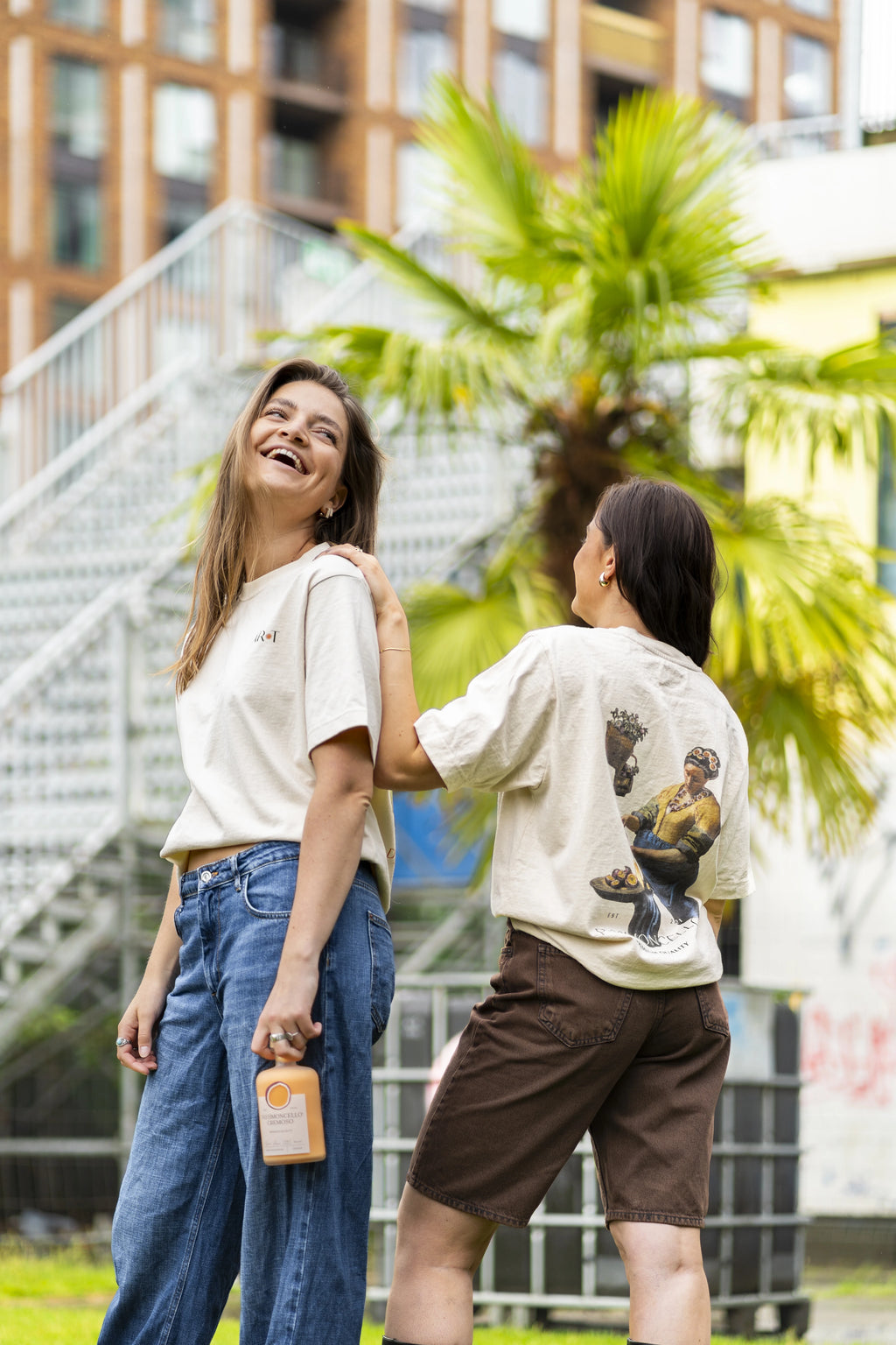 AR-T X Passimoncello - Melkmeisje T-shirt